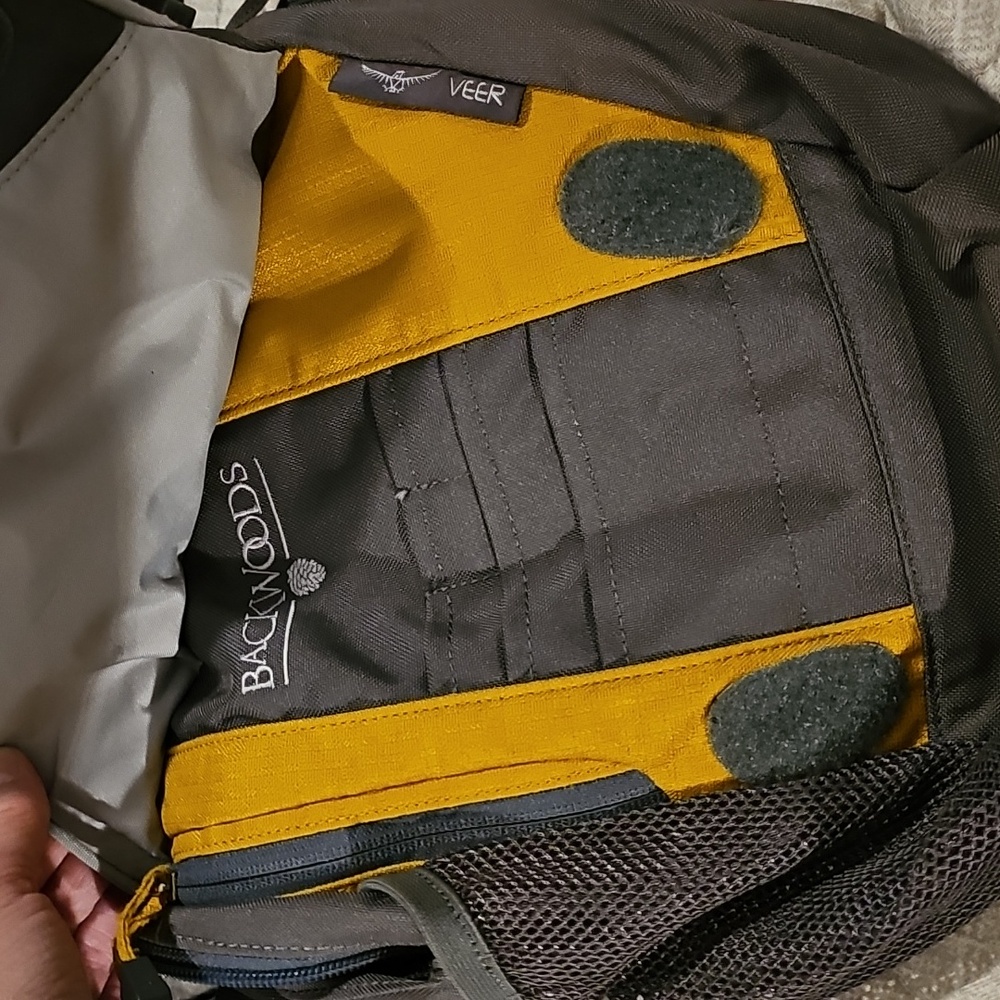 Osprey Yellow and Grey Veer Backwoods Sling Bag - Picture 5 of 6